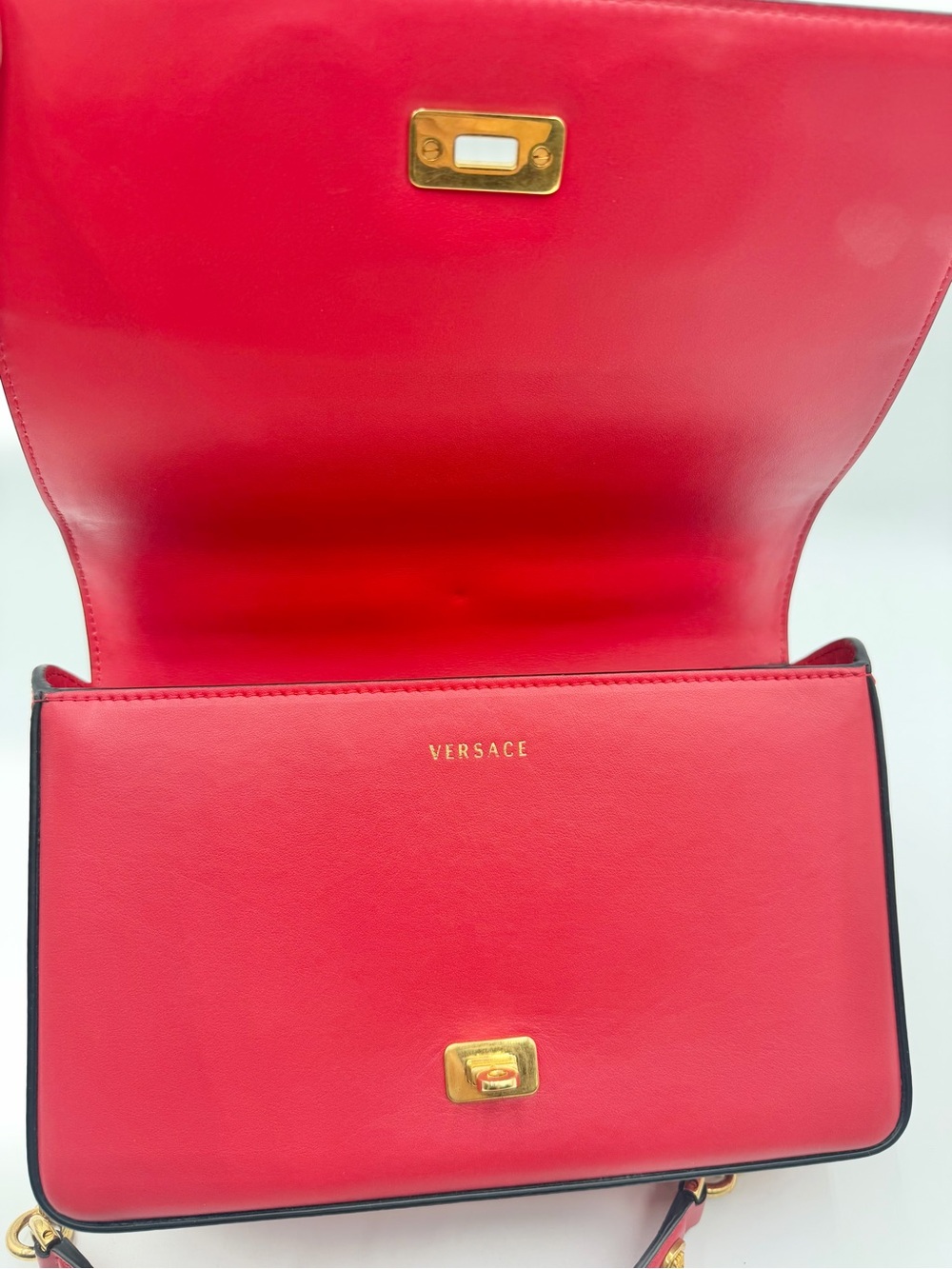 Limited Edition Versace X Disney Crossbody Bag - Picture 8 of 11